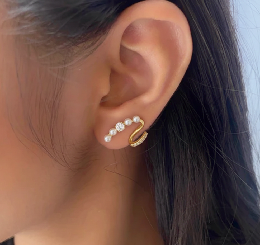 Gold Tone Pearl & Crystal Ear Cuff Earrings