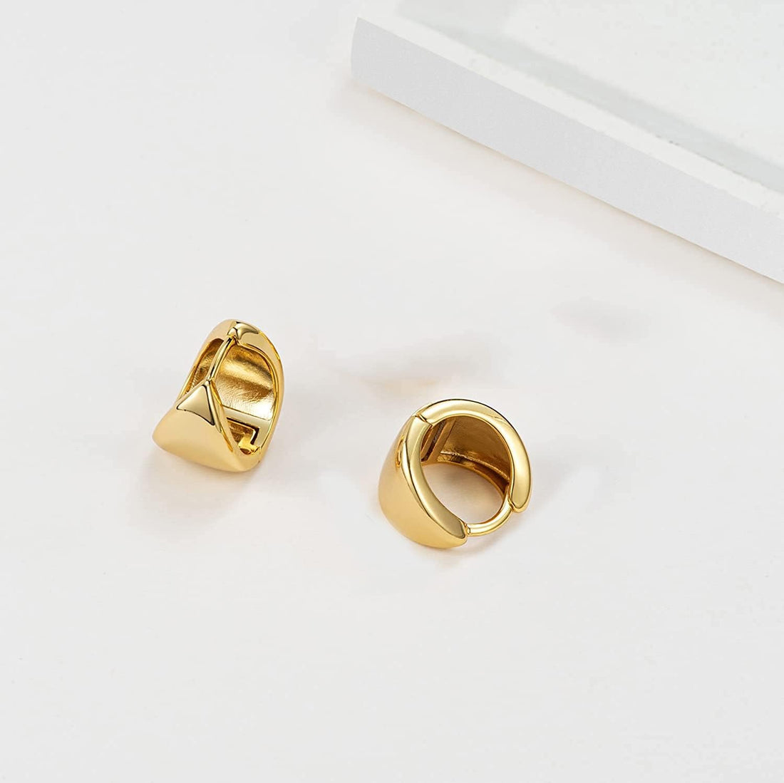 Small Chunky Hoop Earrings Thick 14K Gold Plated Huggie Earrings Dainty Cartilage Sleeper Earrings Tiny Hoop Earrings for Women