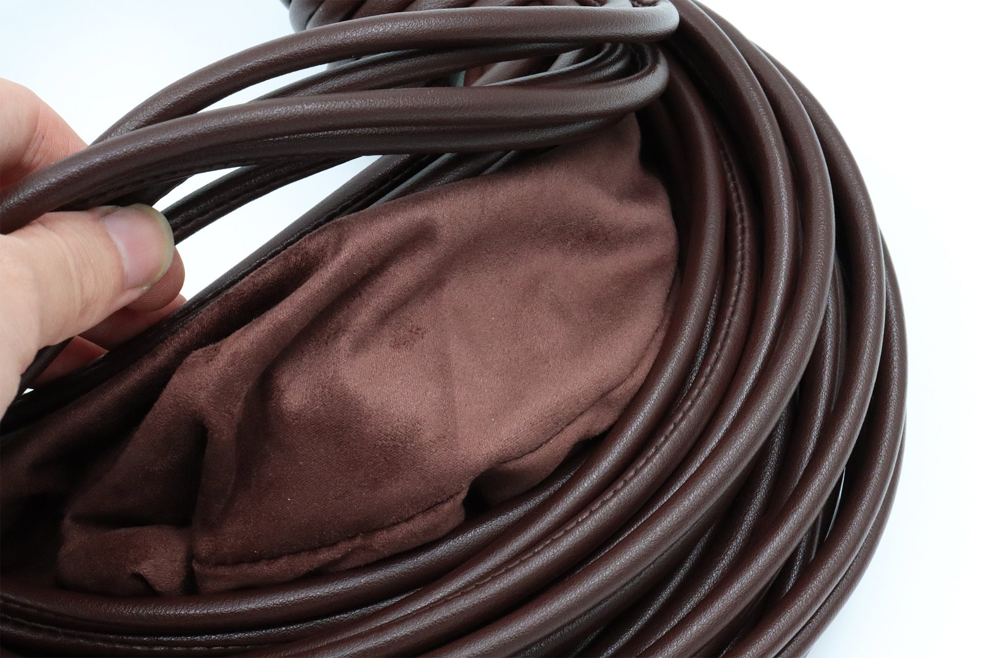 Ladies Fashion New Handbag Pure Hand Woven Black