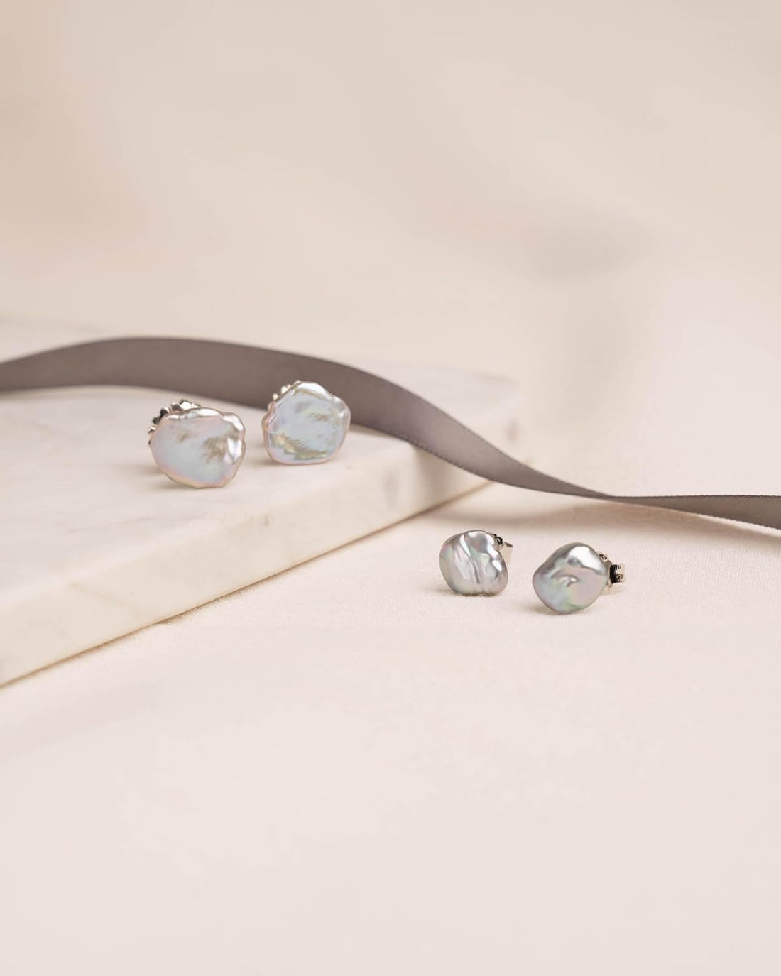 Woman Pearl Earrings Freshwater Cultured Keshi Pearls in White and Gray by SECRET & YOU | Sterling Silver 925 | Available in 10 sizes from 7-8 mm to 15-16 mm