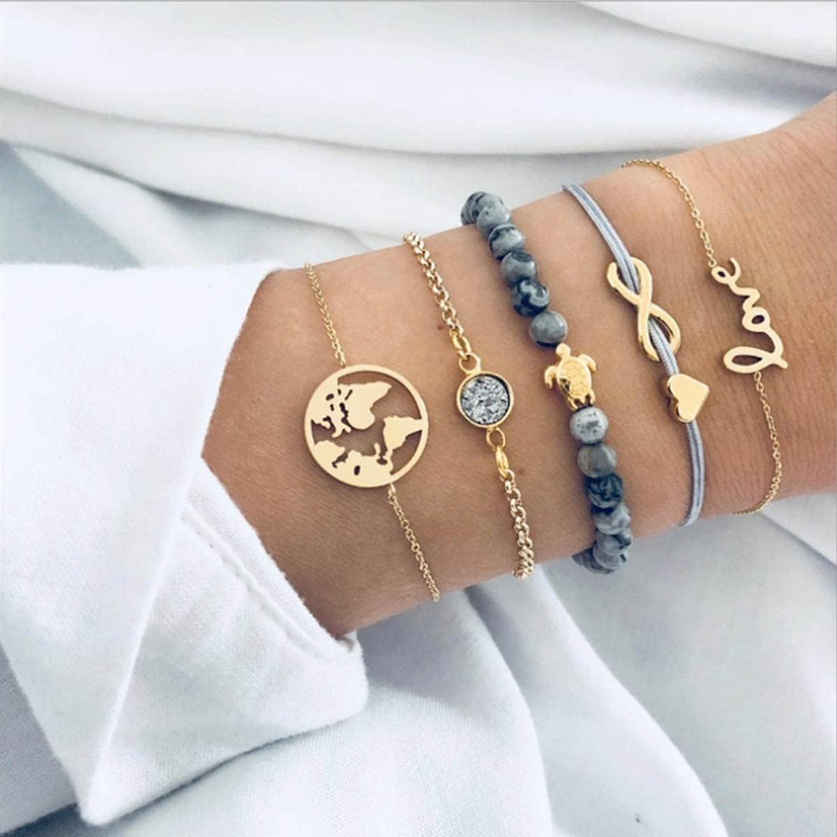Boho Beaded Bracelets Simple String Bracelet Cute Metal Bracelet Chain Star Moon Map Lucky 8 Heart Decoration Stackable Layered Hand Jewelry Accessioes Set for Women