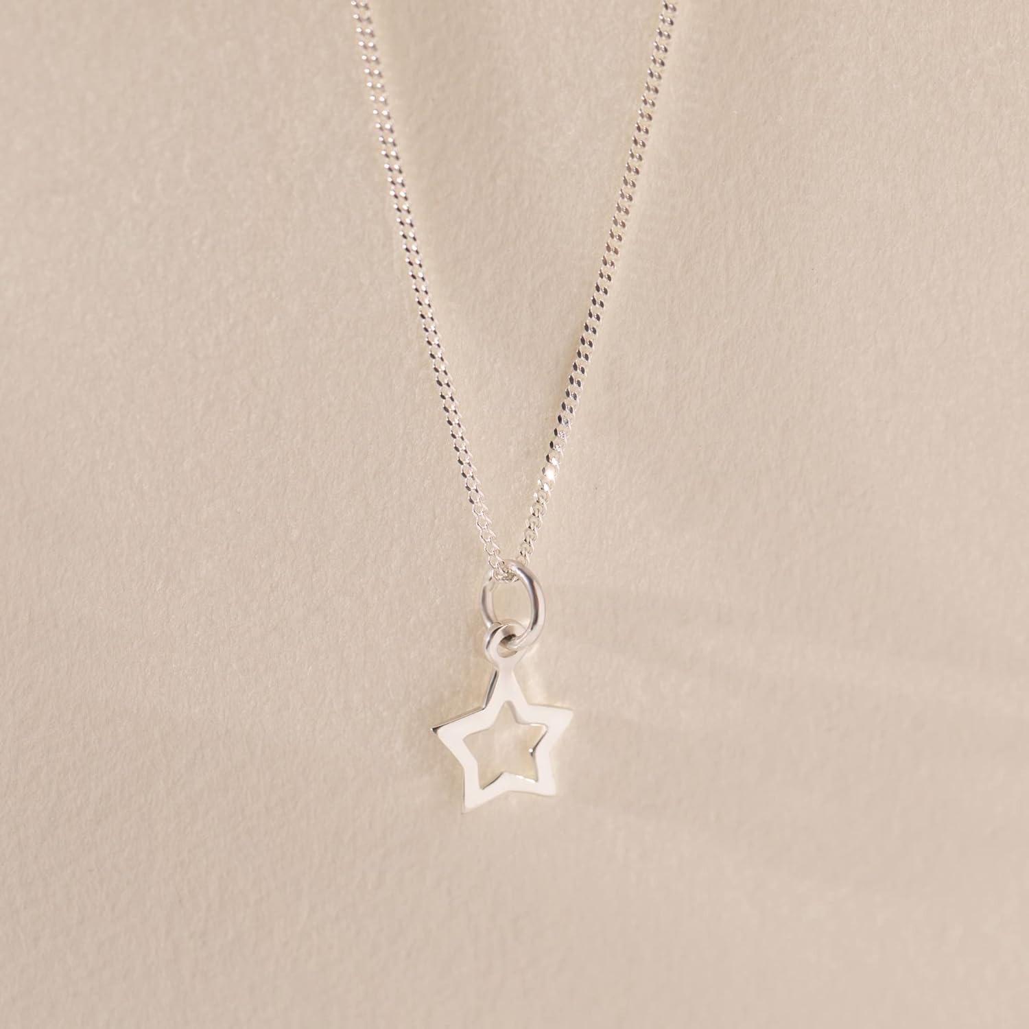 Sterling Silver Children's Star Necklace on 14'' (35cm) Silver Curb Chain - Size 10mm x 11mm Gift Boxed 8101/14