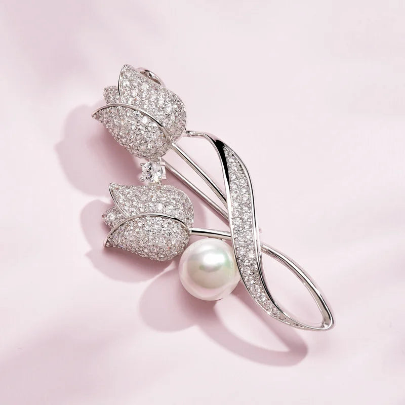 Advanced Luxury 2023 New Tulip Flower brooch Elegant Design Sense Rose White Stone Jewelry