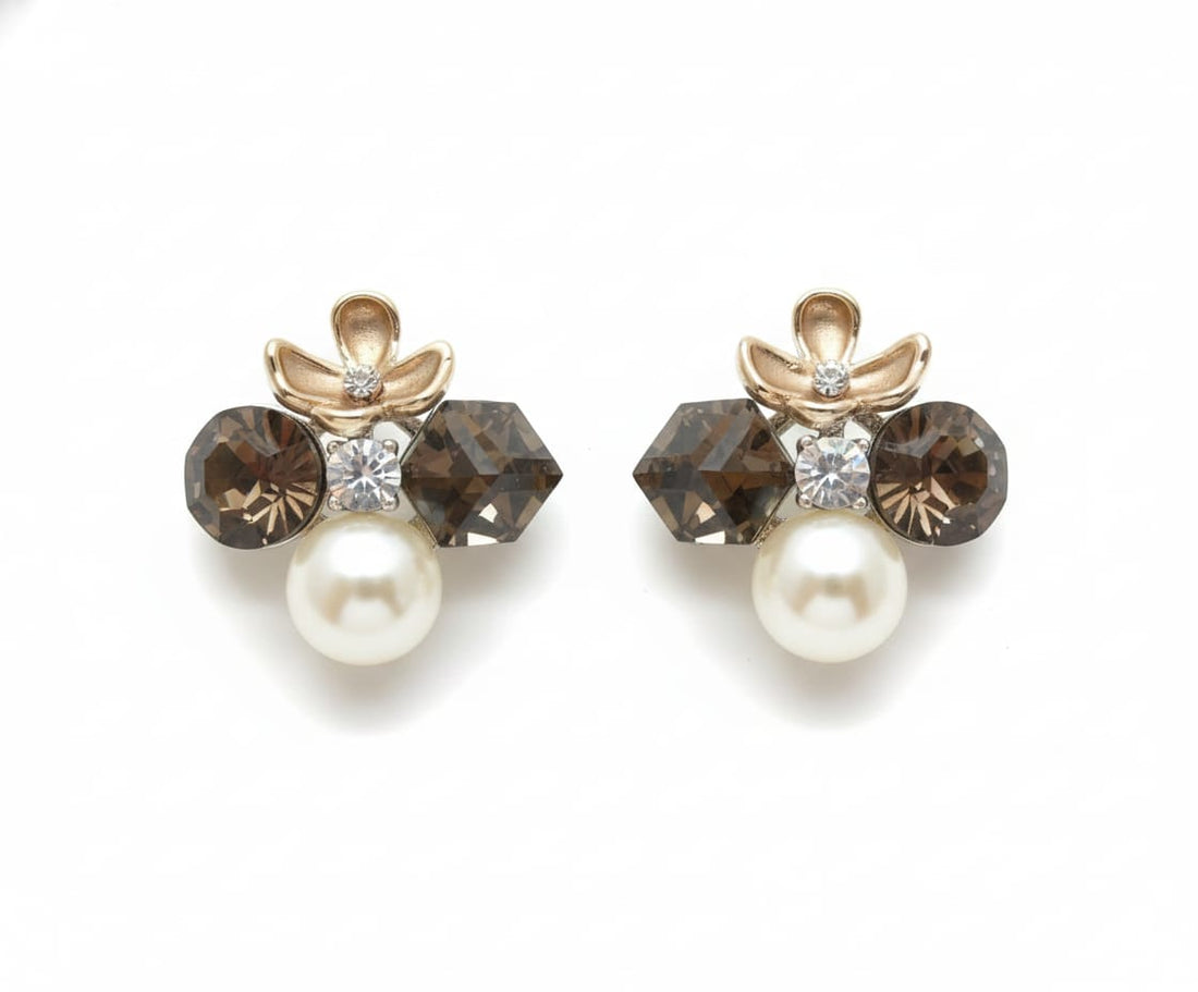Elegant Floral Pearl Cluster Studs